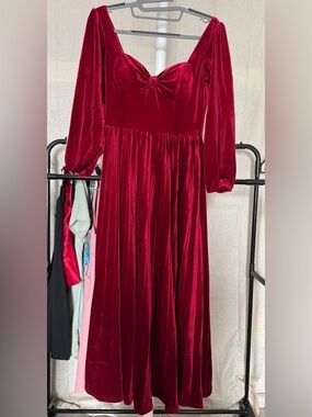 Red Velvet Long Sleeve Party Dress